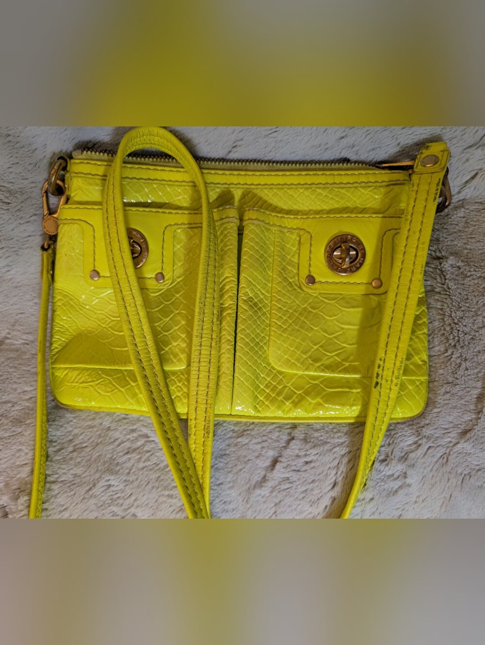 Marc Jacobs Neon Yellow Patent Leather Crossbody Bag - Picture 2 of 4